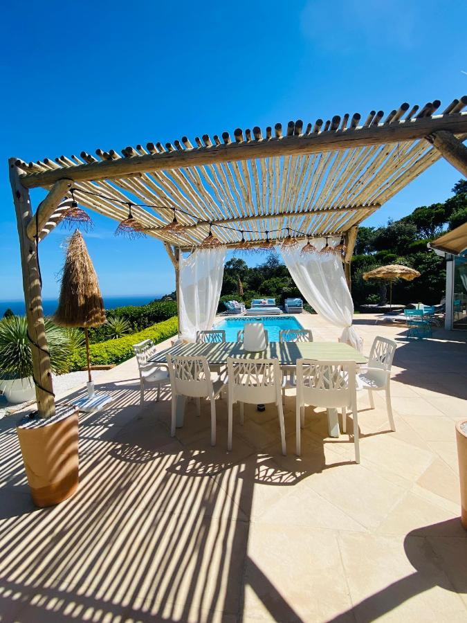 VILLA JUCANOS - Vue mer panoramique Golfe de St-Tropez Cavalaire-sur-Mer Extérieur photo